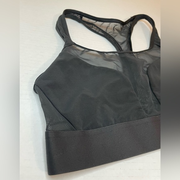 VICTORIA'S SECRET SEE-THRU SPORTS BRA - Picture 3 of 8